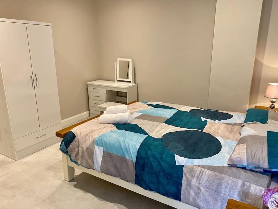 Erne Getaway No.7 Brand New 1 Bed Apartment エニスキリン エクステリア 写真