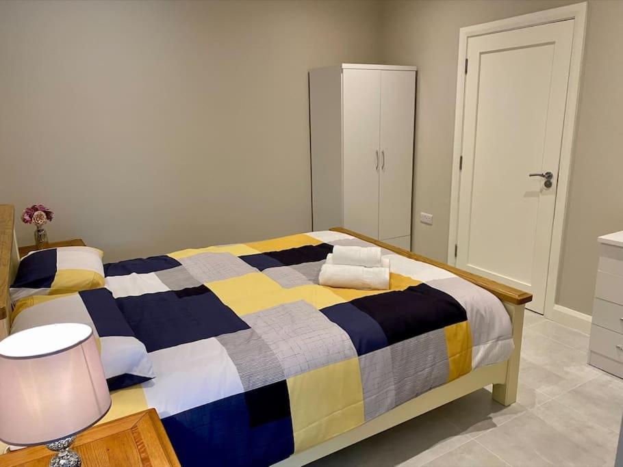 Erne Getaway No.7 Brand New 1 Bed Apartment エニスキリン エクステリア 写真